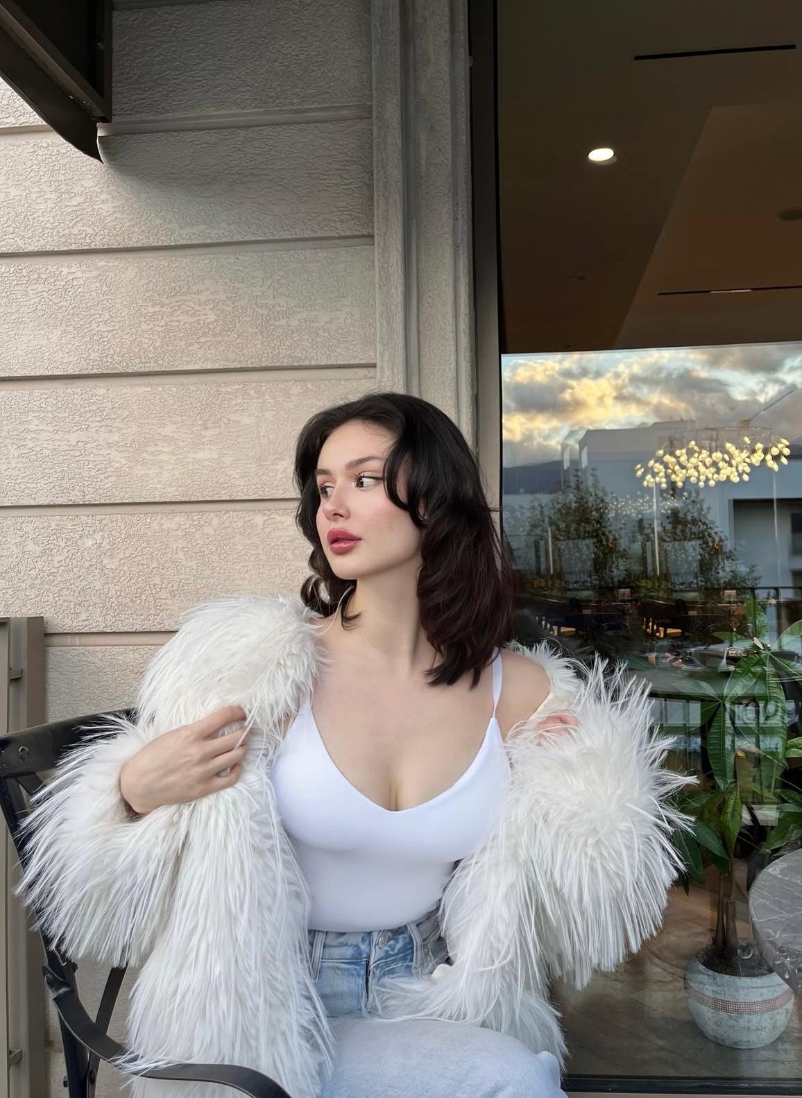 Akdurak Zeki Bir Sevgili Bayan Escort Ala