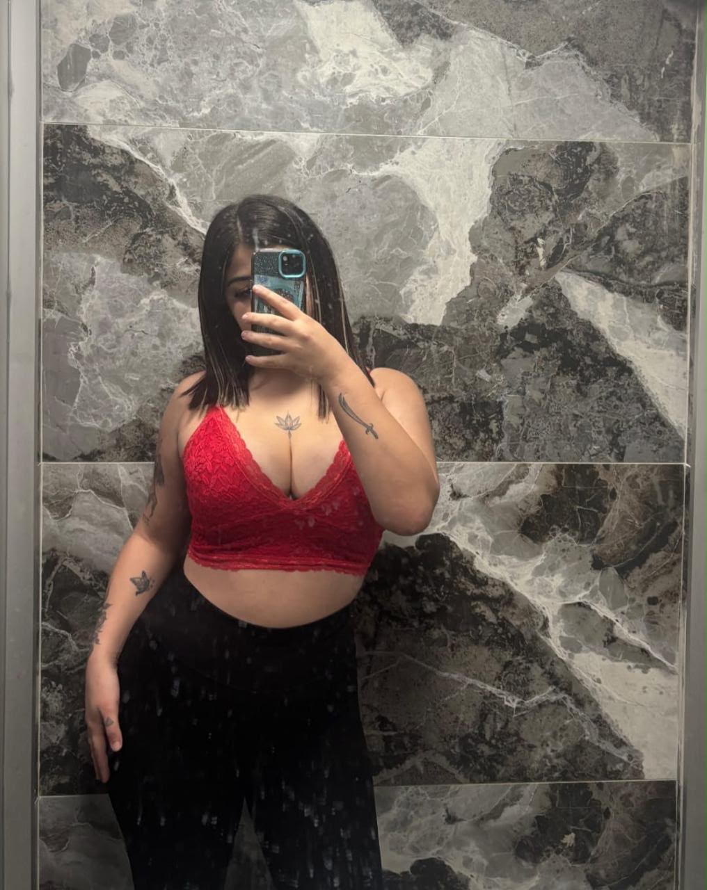 Hediyeli Güvenilir Bayan Escort Candan