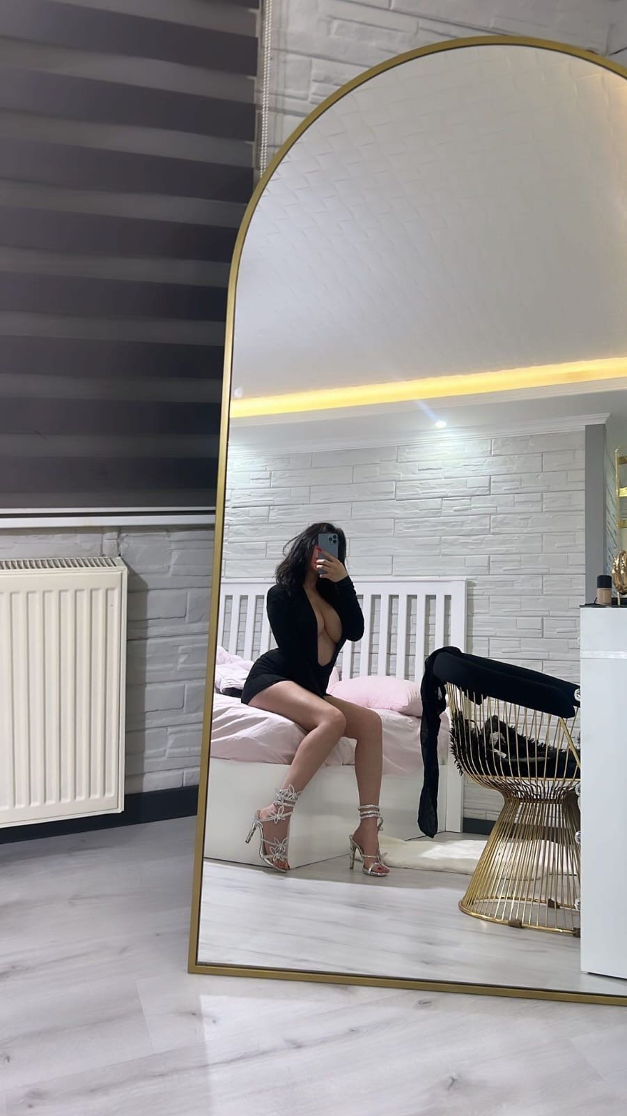 Çerçili Partner Bayan Escort Mina